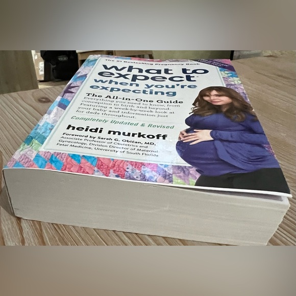 What To Expect When You’re Expecting Book - Picture 4 of 6